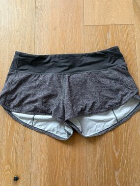 Lululemon Speed Short 6
